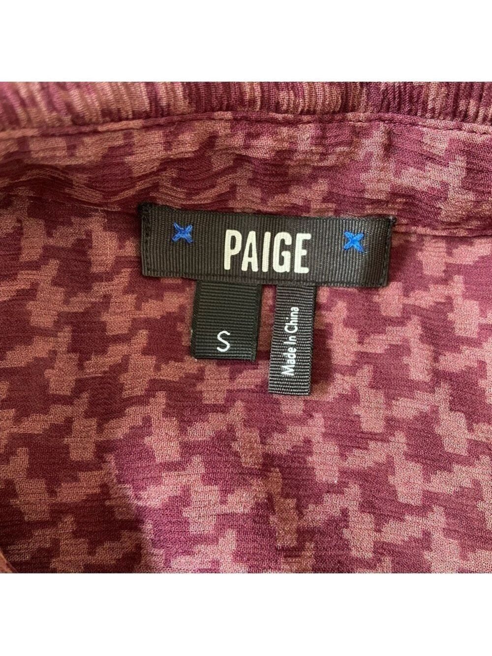 Paige Brea 100% Silk Burgundy Red Houndstooth Blouse Sheer Small houndstooth - Picture 3 of 15
